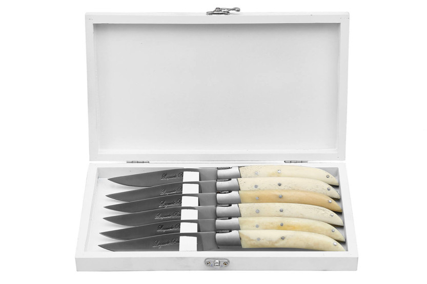 Estuche 6 cuchillos de mesa Prestige Laguiole Bougna con mango de hueso tallado