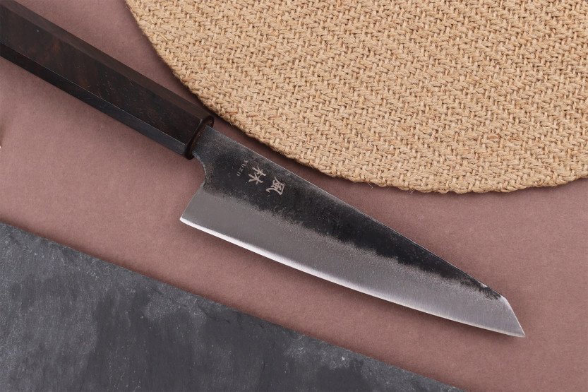 Yuzo Shinju BS2 15cm honesuki japansk håndlaget kniv