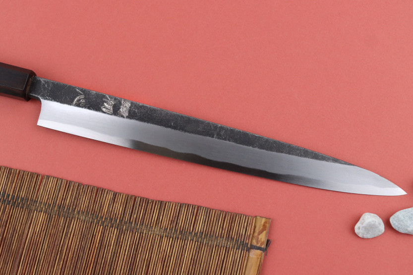 Hatsukokoro Shirasagi 26 cm japansk yanagibakniv med ibenholtskaft