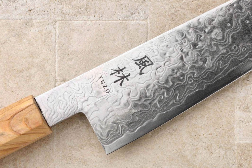 21 cm Yuzo Ryuho SG2 Damaskus japansk gyutokniv i damaskus