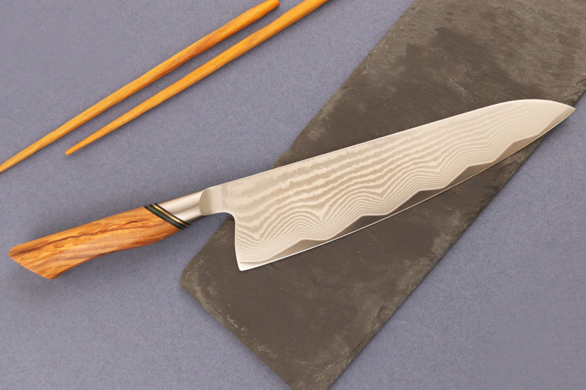 Ryda Knives A-73 Legacy Damaskus og håndtak i oliventre, kokkekniv 20,5 cm