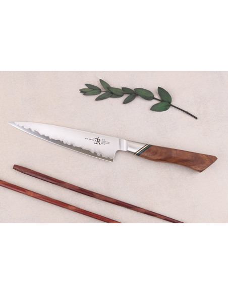 Ryda Knives A-30 San Maï 13cm utility knife with walnut handle