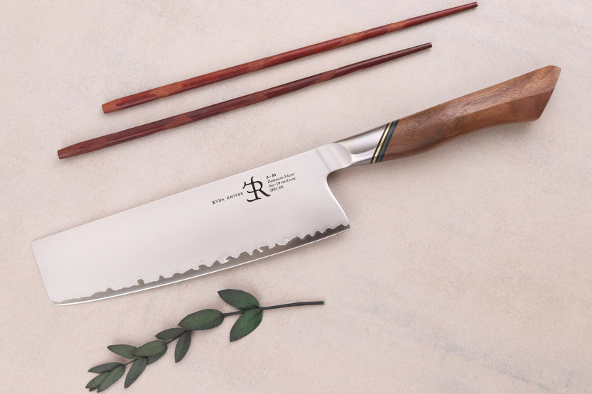 Ryda Messen A-30 San Maï 18cm nakiri mes met walnoten handvat