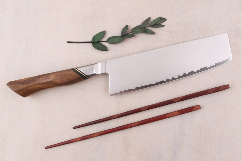 Cuchillos Ryda A-30 San Maï 18cm cuchillo nakiri con mango de nogal
