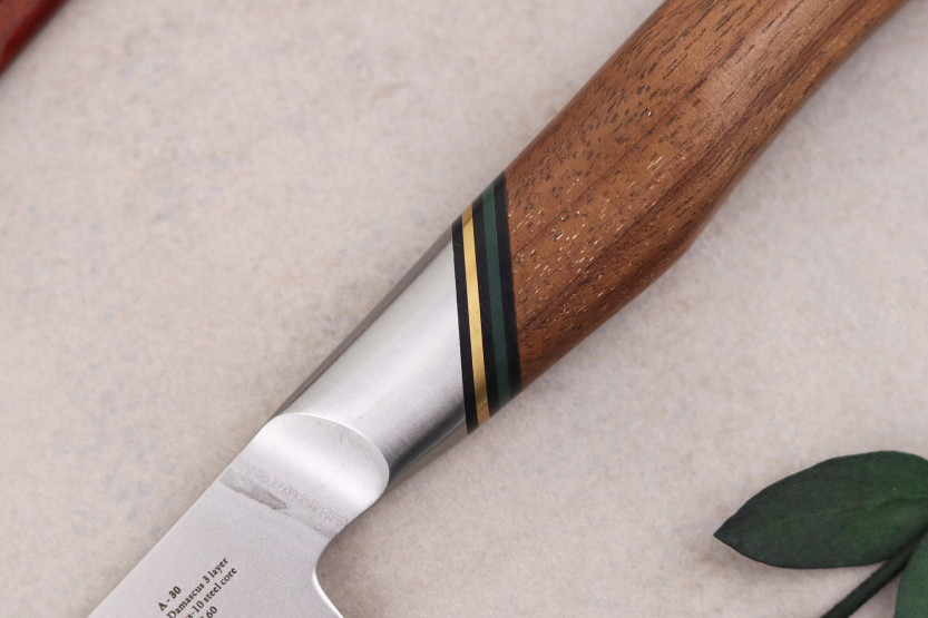 Ryda Knivar A-30 San Maï 9cm skalkniv med valnötshandtag