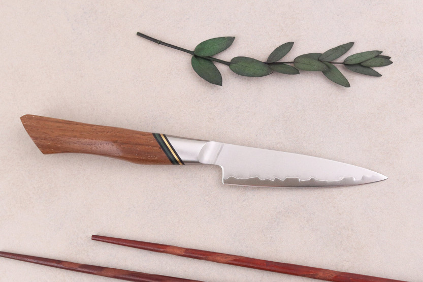 Ryda Messen A-30 San Maï 9cm schilmesje met walnotenhouten handvat