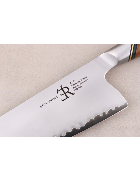 Kochmesser 20,5cm Ryda Knives A-30 San Maï und Griff aus Walnussholz
