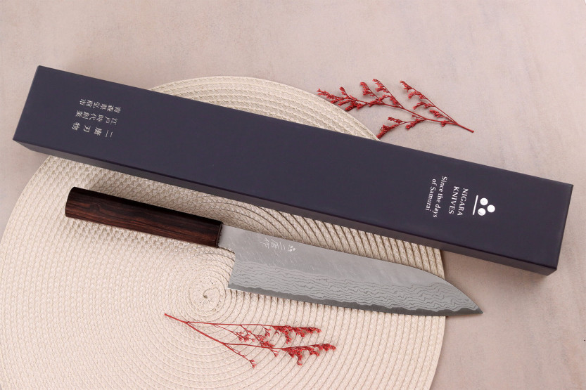 Nigara Hamono Tsuchime VG10 damas kokkekniv , 20 cm japansk håndlavet