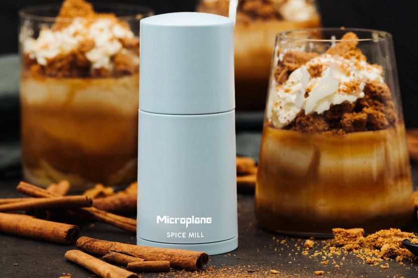 Microplane 2-i-1 Cloud Blue-krydderimølle