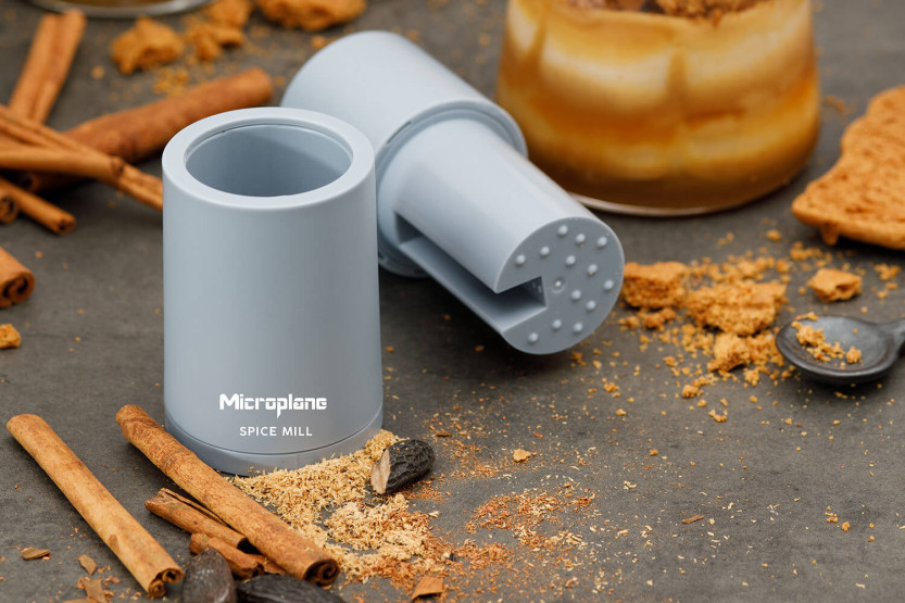 Molinillo de especias Microplane 2 en 1 Cloud Blue
