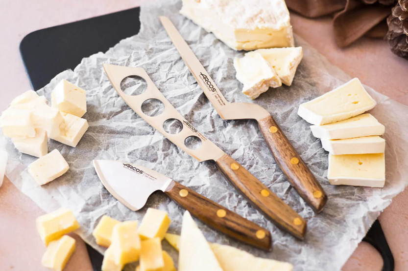 Estuche de 3 cuchillos para queso Arcos Nordika