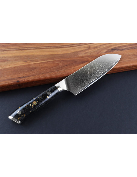 Faca ko-santoku Wusaki Sakin Damascus 10Cr 13cm com cabo em fibra de carbono e folha de ouro