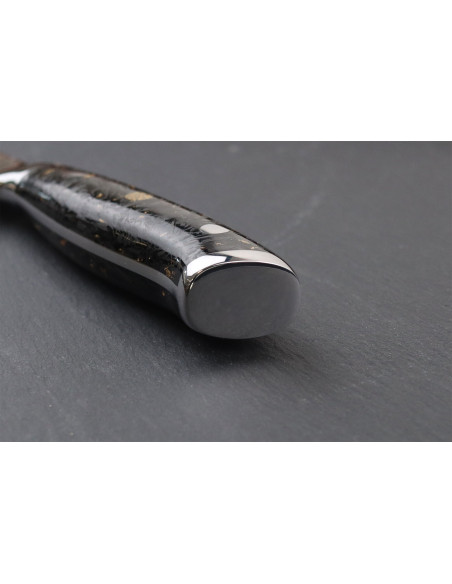 Cuchillo Utilitario Wusaki Sakin Damasco 10Cr 15cm Fibra de Carb ono y Mango de Hoja de Oro