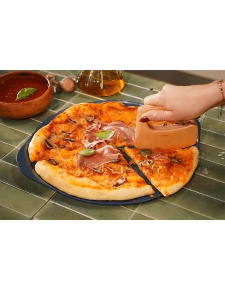 Pizzera Cookut Le Formidable con cortador de pizza de arándanos
