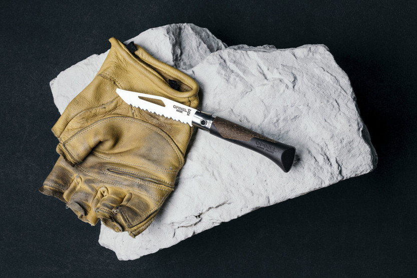 Opinel Néo7 Alpine svart brun kniv