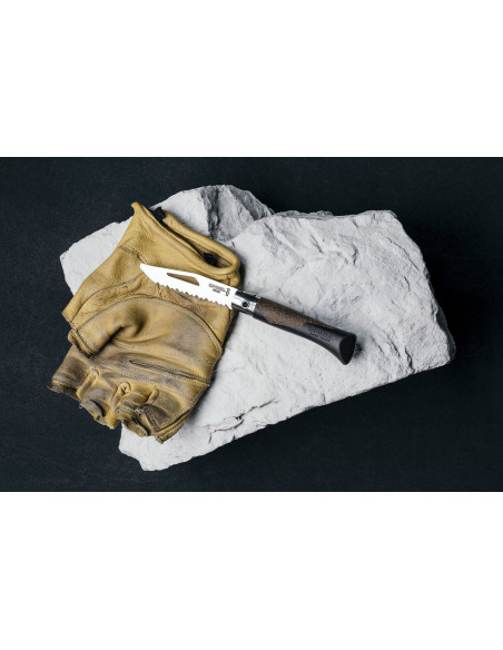 Faca Opinel Néo7 Alpine preta e castanha