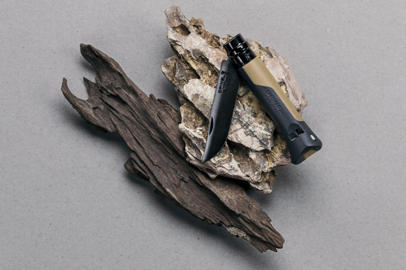 Coltello Opinel N°08 Horizon senape e nero