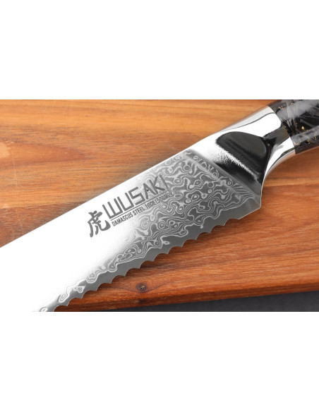 Faca de pão Wusaki Sakin Damascus 10Cr 20cm com cabo em fibra de carbono e folha de ouro
