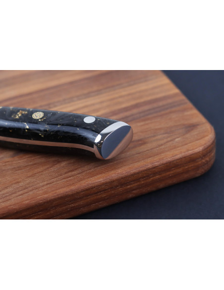 Wusaki Sakin Damascus 10Cr 15cm boning knife with carbon fiber and gold leaf handle