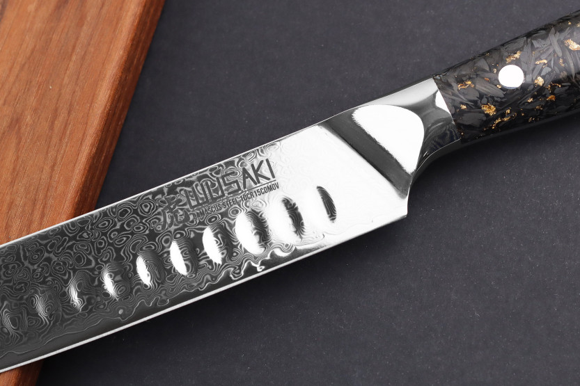 Wusaki Sakin Damascus 10Cr 25 cm utskjæringskniv med karbonfiberhåndtak og bladgull