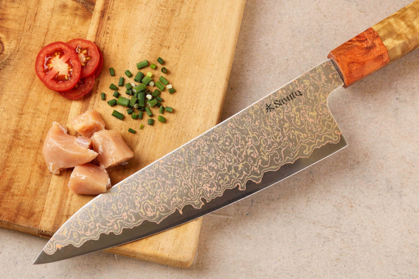 Sayuto Damaskus Maple 12Cr kokkekniv 20 cm