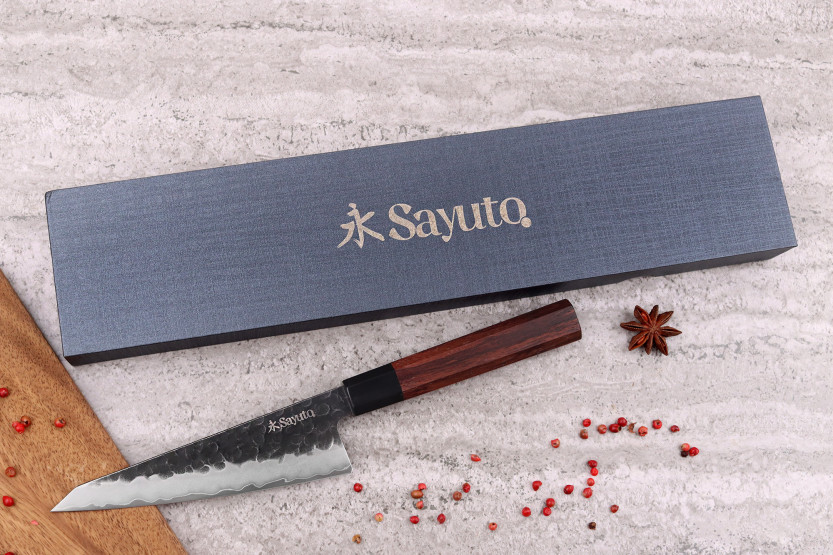 15cm Sayuto Sequoia San Mai gehamerd honesuki mes