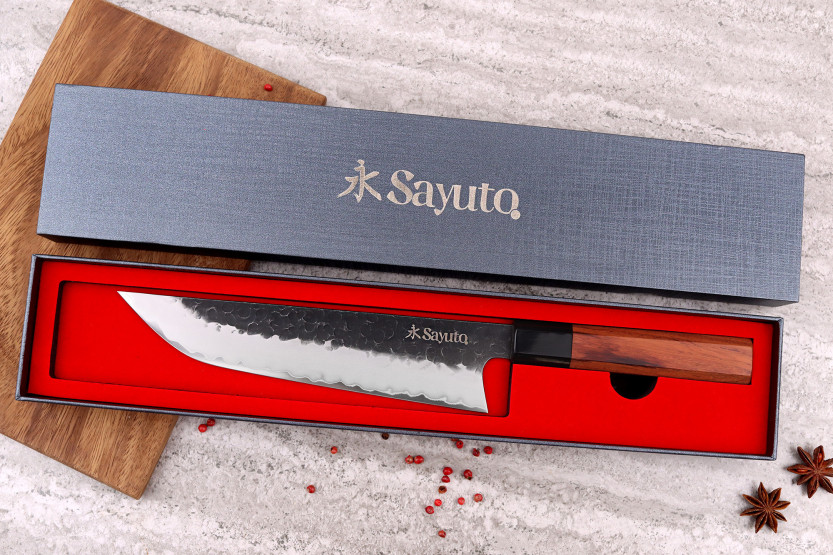 Sayuto Sequoia San Mai hammered sakimaru knife 20cm