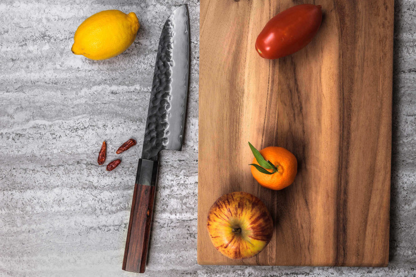 Knivsæt med 2 Sayuto Sequoia San Mai Santoku + Paringsknive knive