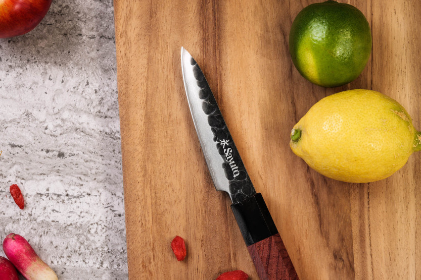Knivsæt med 2 Sayuto Sequoia San Mai Santoku + Paringsknive knive
