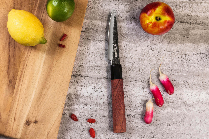 Knivsæt med 2 Sayuto Sequoia San Mai Santoku + Paringsknive knive