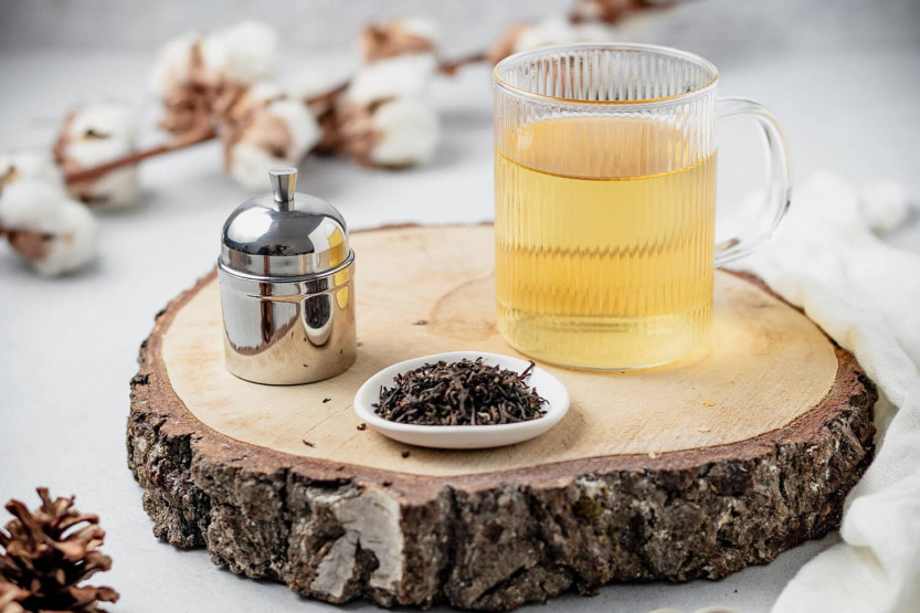 Infusore per tè in acciaio inox Cristel da 4,5 cm con supporto