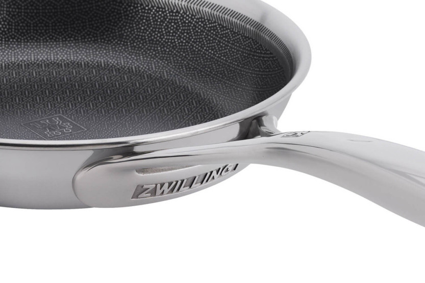 Zwilling Peak Ceraforce® HyCoat-stekpanna i rostfritt stål med keramisk beläggning