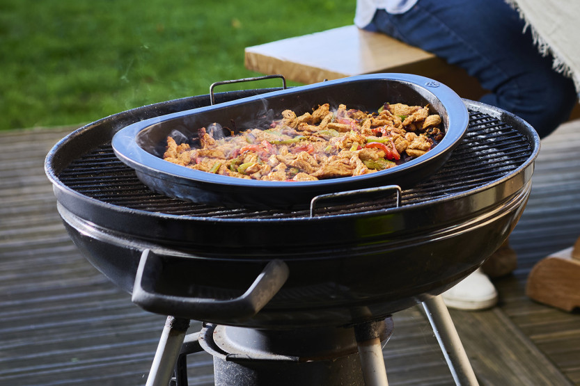 Peugeot "Grill to Table" Black Half-Moon Ceramic Plancha - 43 cm