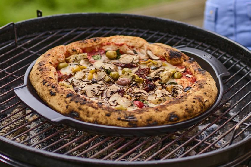 Peugeot Grill to table -sarjan musta keraaminen pizzalevy – 34 cm