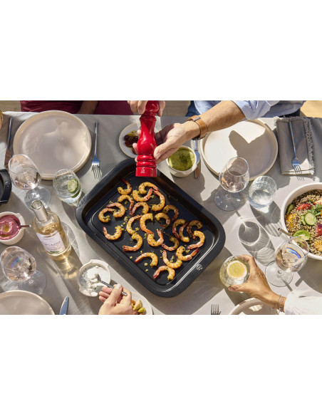 Plancha rectangular negra Peugeot «Grill to table» de cerámica - 43 cm