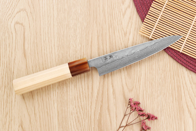 Handgemaakt Japans Yuzo Haruto Damascus-universeelmes, 13,5 cm
