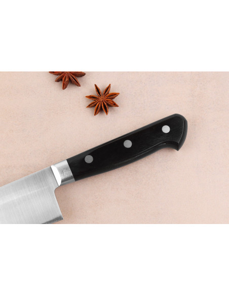 Coltello da chef giapponese artigianale Takamura VG10 lucido, 21 cm