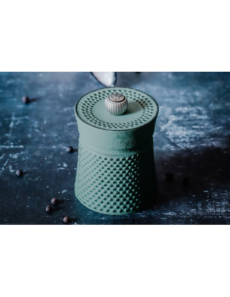Peugeot Bali -käsikäyttöinen pippurimylly, valurautaa, celadon-vihreä, 8 cm