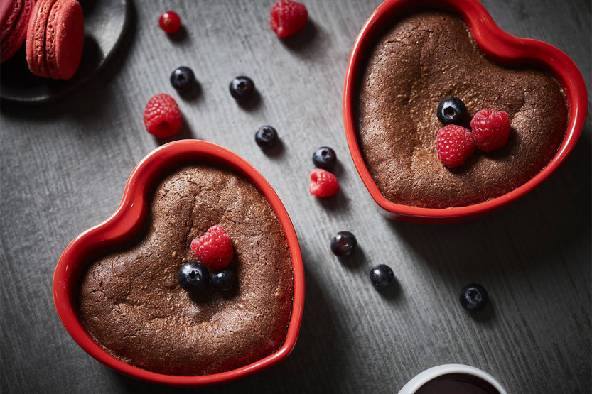 Juego de 2 fuentes de horno Peugeot For You con corazón rojo, de cerámica, de 13,5 cm