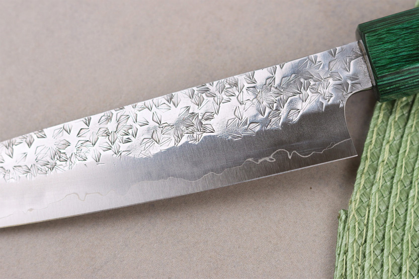 Faca universal japonesa artesanal de 13,5 cm, Makoto Kurosaki Samidorizuki SGStrix