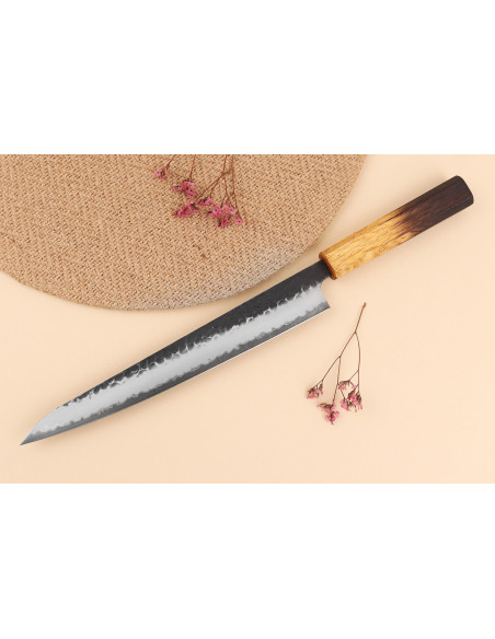 Handgefertigtes japanisches Sujihiki -Messer, 24 cm, Yuzo Black AS, gebrannte Eiche