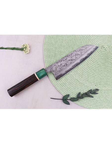 Handgjord japansk santokukniv, 16,5 cm, av Makoto Kurosaki, Samidorizuki SGStrix
