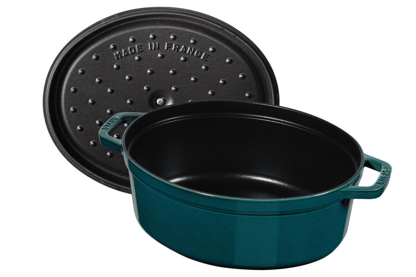 Caçarola oval Staub em ferro fundido esmaltado «La Mer»