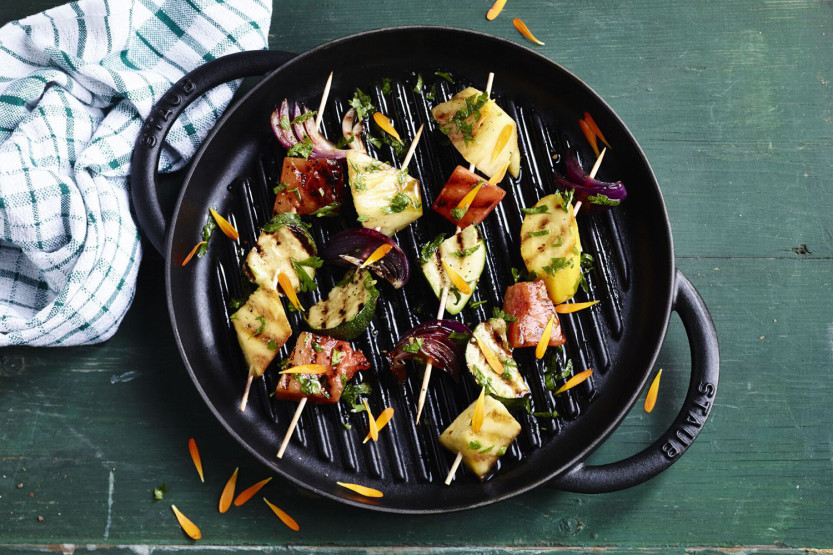 Ronde Staub Pure-grillpan van matzwart geëmailleerd gietijzer