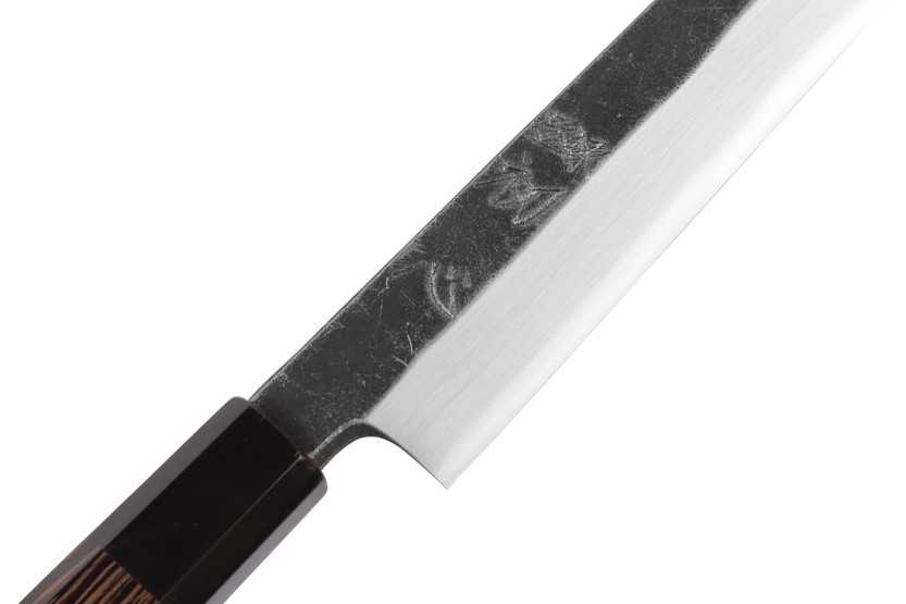 Coltello yanagiba kiritsuke giapponese artigianale Hatsukokoro Shirasagi da 27 cm con manico in wengé