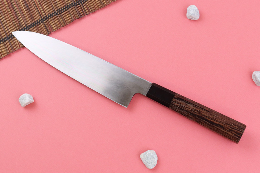 21 cm Asymmetrical Japanese Handcrafted Hatsukokoro Shirasagi Gyuto Knife with Wenge Handle