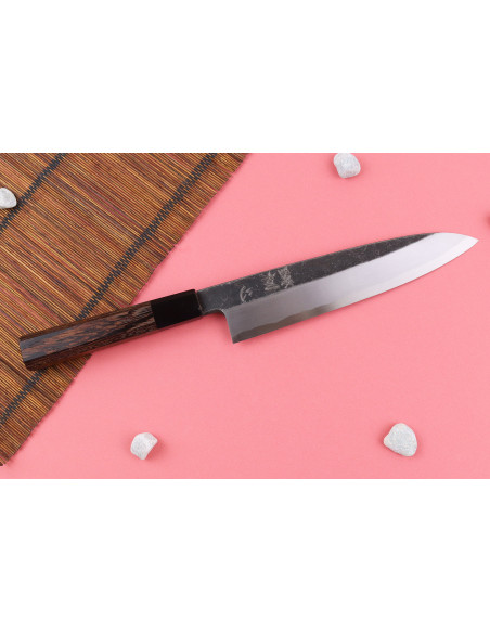 Coltello gyuto asimmetrico giapponese artigianale Hatsukokoro Shirasagi da 21 cm con manico in wengé