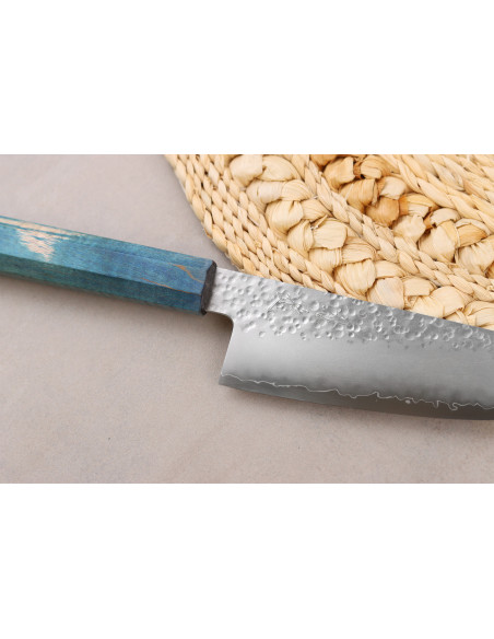 Faca japonesa artesanalKo-Bunka de 13 cm, da marca Hado Shiosai, em aço VG10, com cabo azul