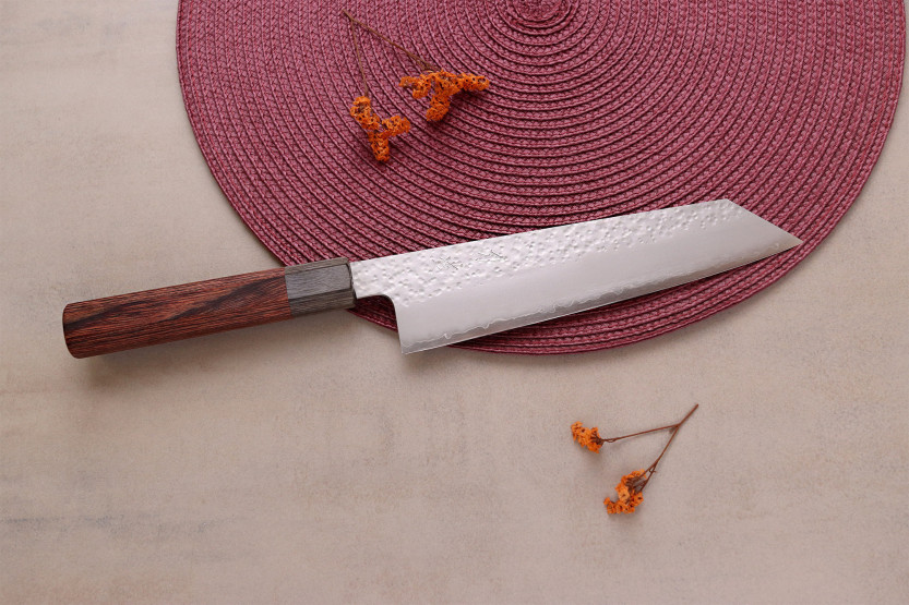 Håndlavet japansk kiritsuke-kniv, 20 cm, Hado Shiosai VG10, med pakka-træskaft