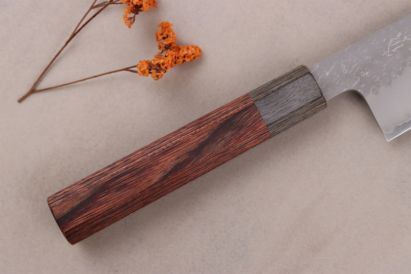 Faca japonesa artesanal Kiritsuke de 20 cm, marca Hado Shiosai, em aço VG10, com cabo em madeira de pakka